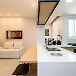 2Quartos A 50M Da Praia De Copacabana | Pf 19/1004